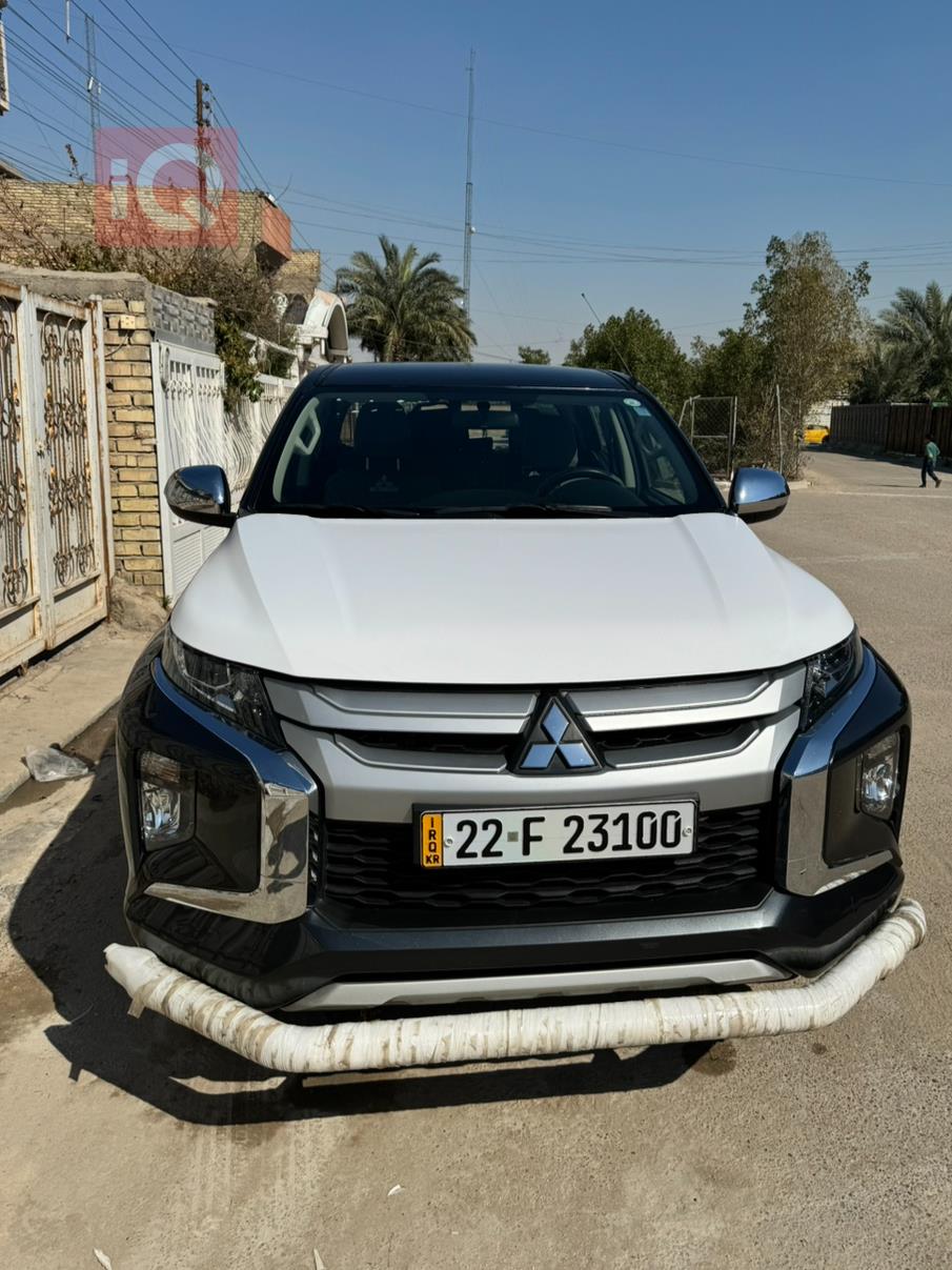 میتسوبیشی L200